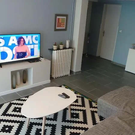 Jolie Maison De * Μπερζεράκ